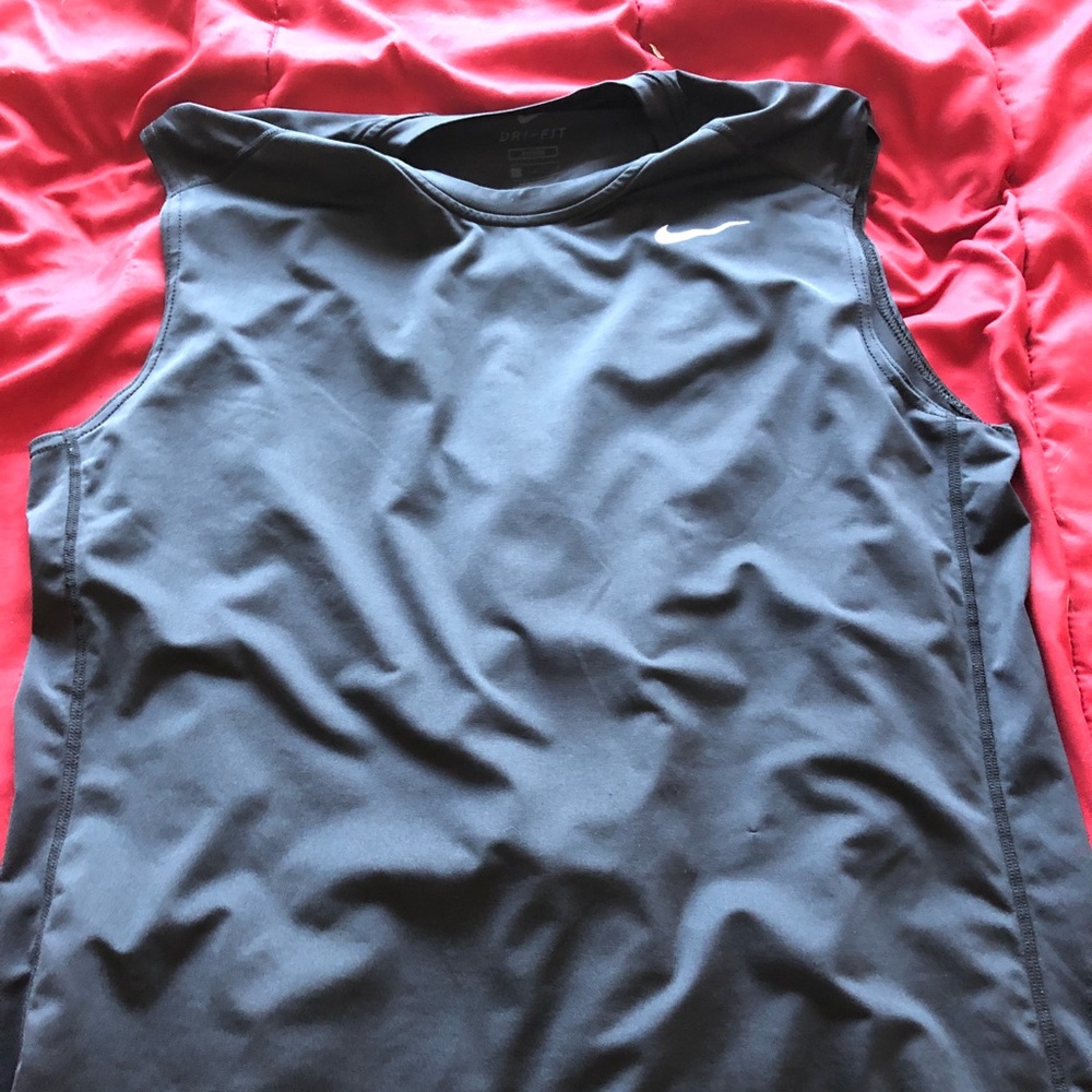 Nike dri fit fitted tank.